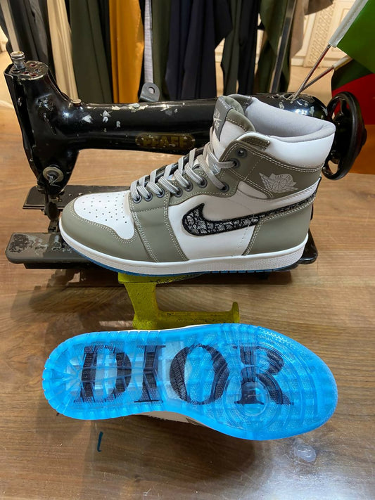 NIKE DIOR AIR JORDAN 1