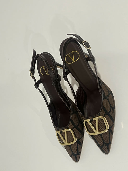 Valentino Garavani Kitten Heels