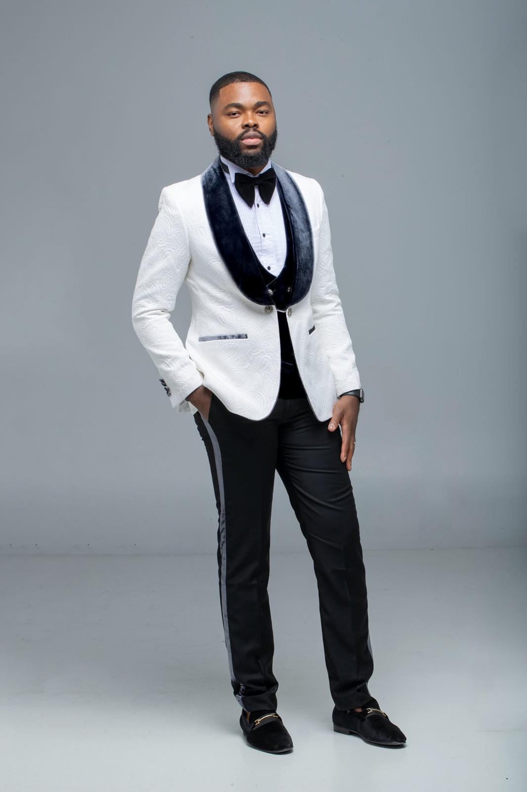 Prestige Elegance Suit – White & Black (Modern Tuxedo Style)