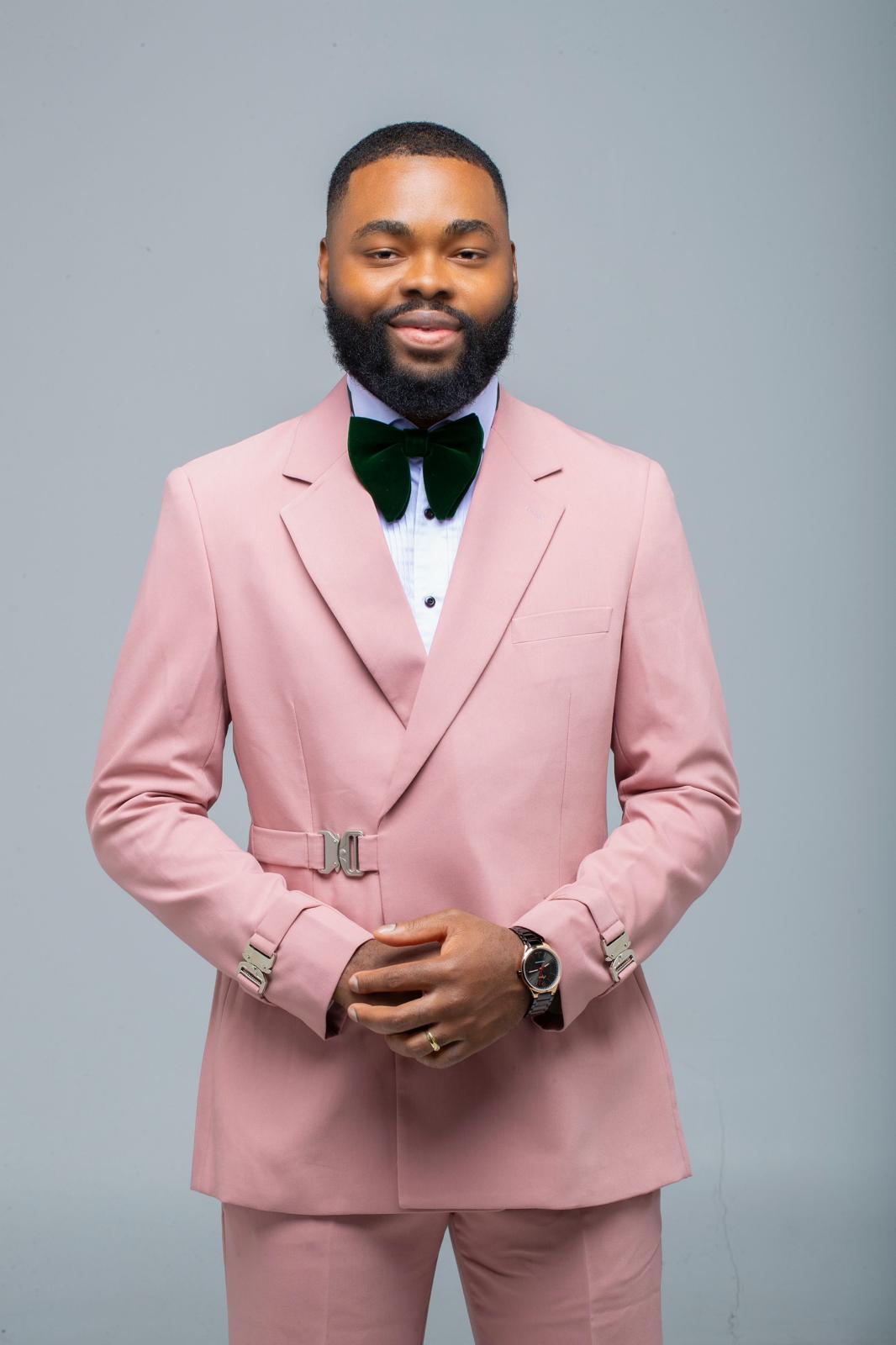 Elegant Pink Slim-Fit Suit for Men